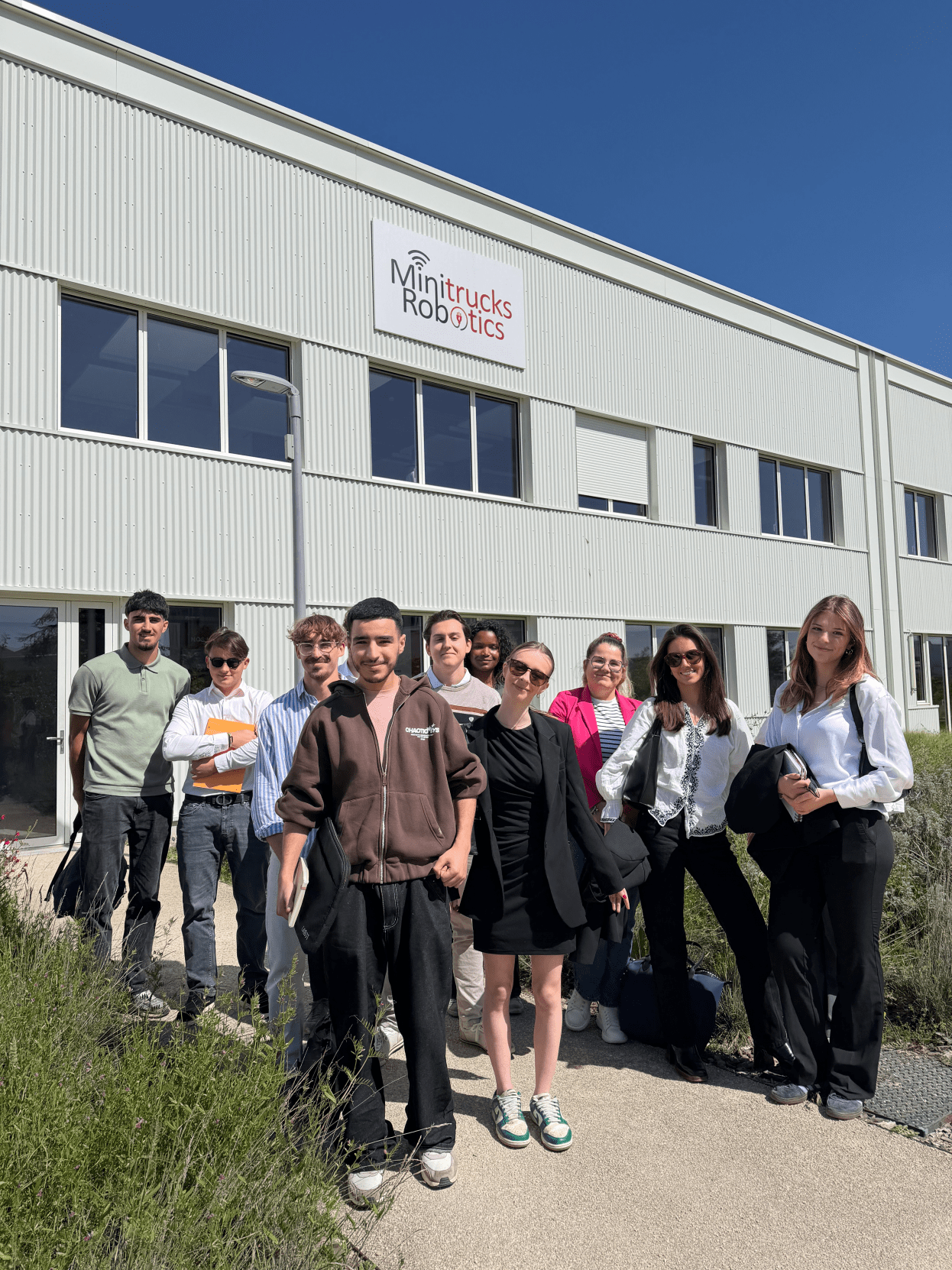 Visite de l’usine MINITRUCKS ROBOTICS