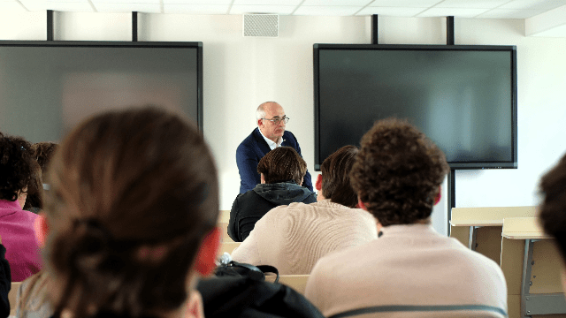 CONFÉRENCE : KHELIL KCHOUK